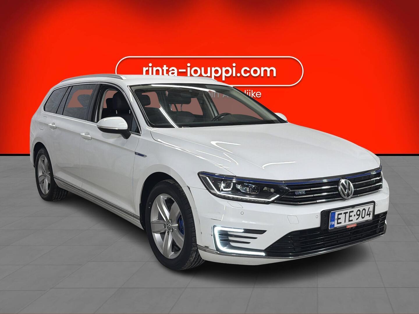 VOLKSWAGEN Passat 2016