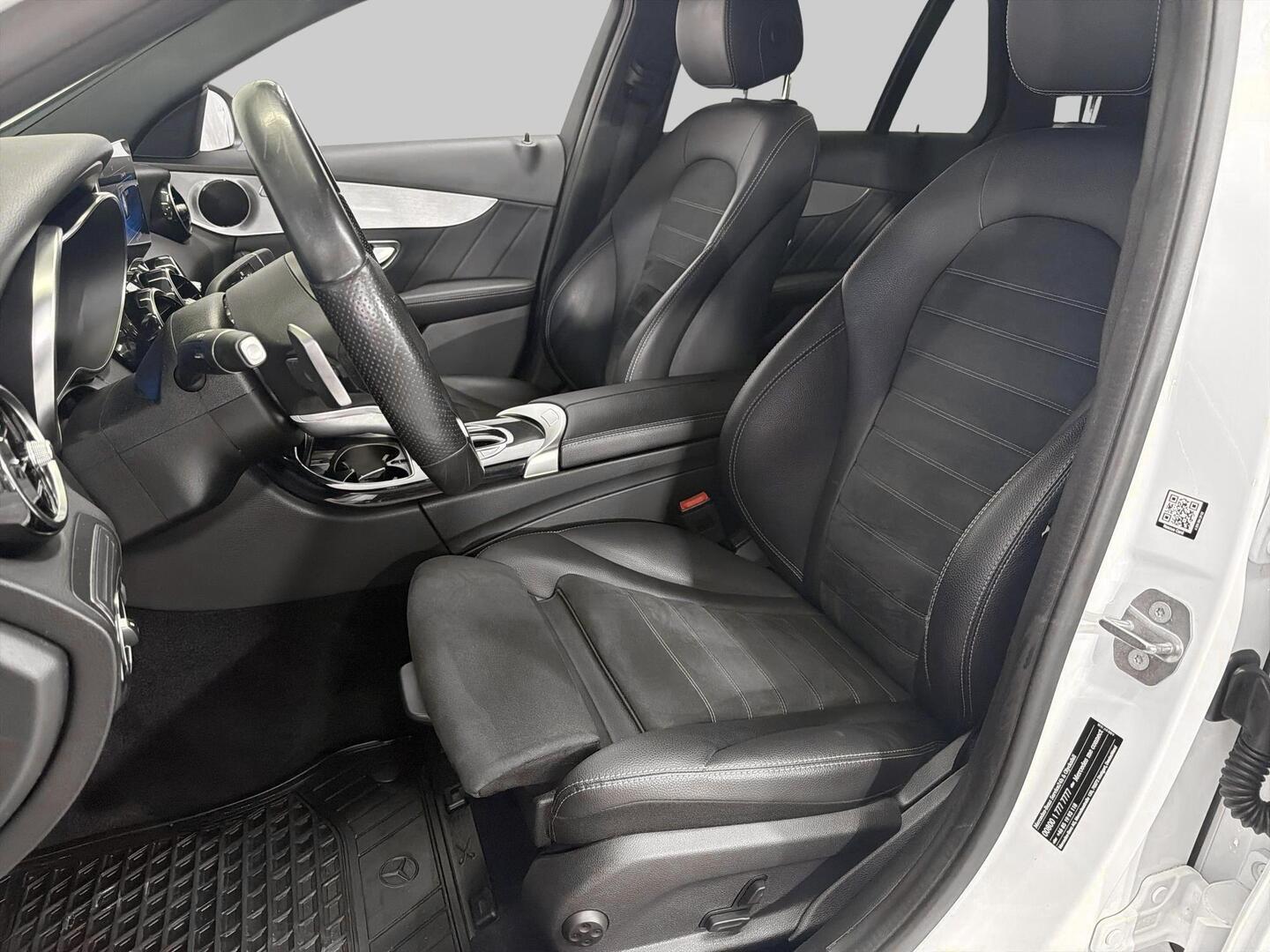 MERCEDES-BENZ C 2020