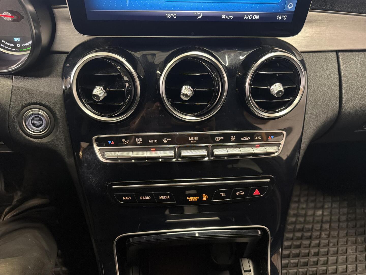 MERCEDES-BENZ C 2020