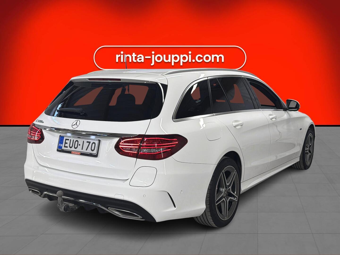 MERCEDES-BENZ C 2020