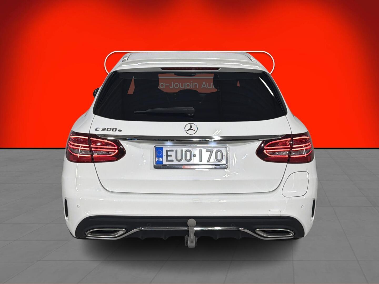 MERCEDES-BENZ C 2020