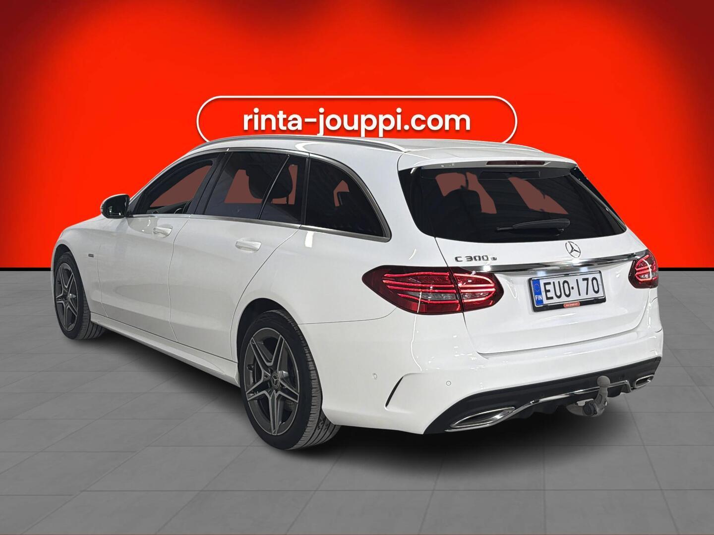 MERCEDES-BENZ C 2020