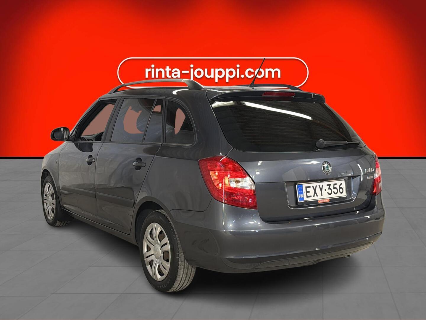 SKODA Fabia 2012