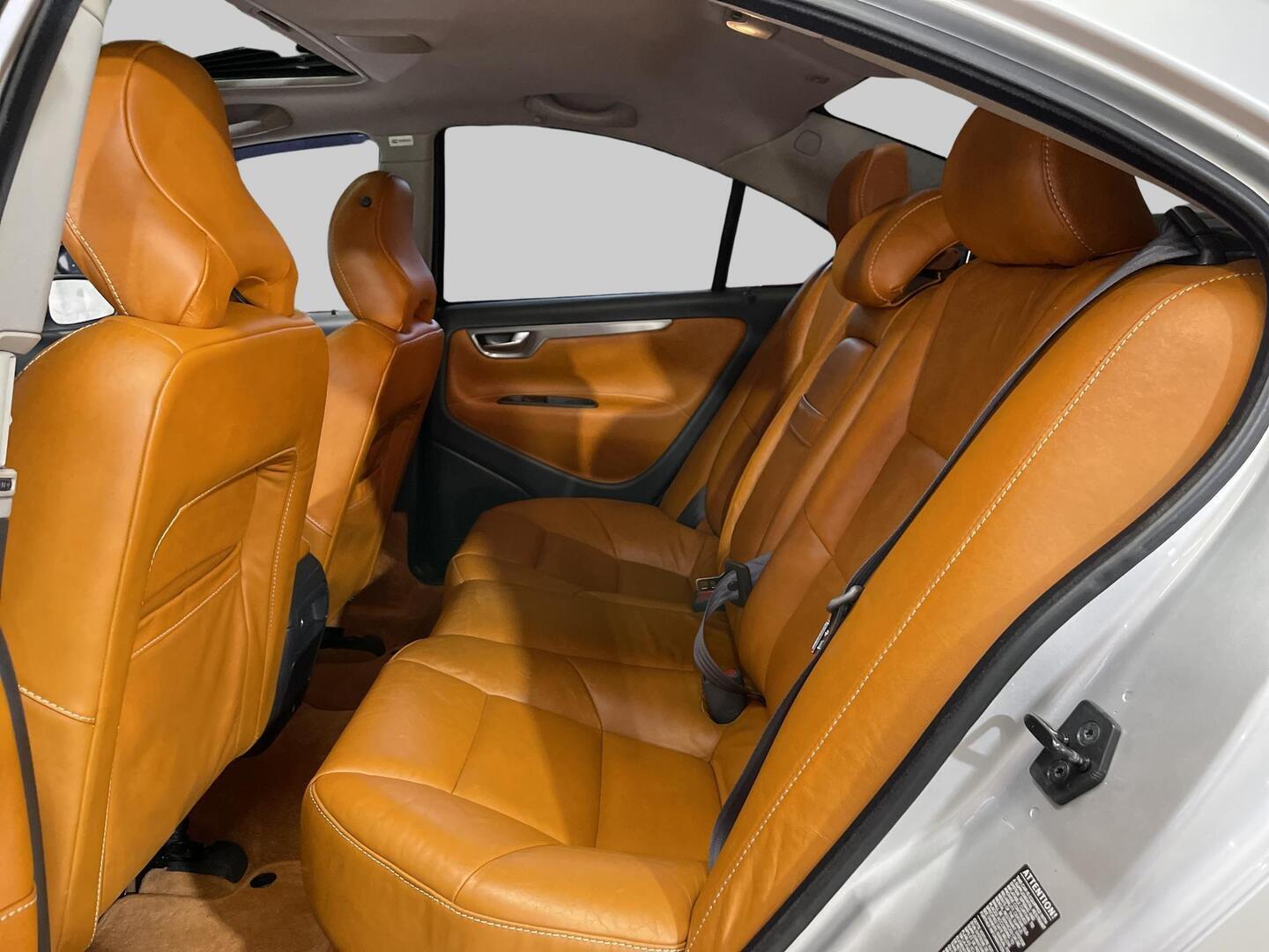 VOLVO S60 2004