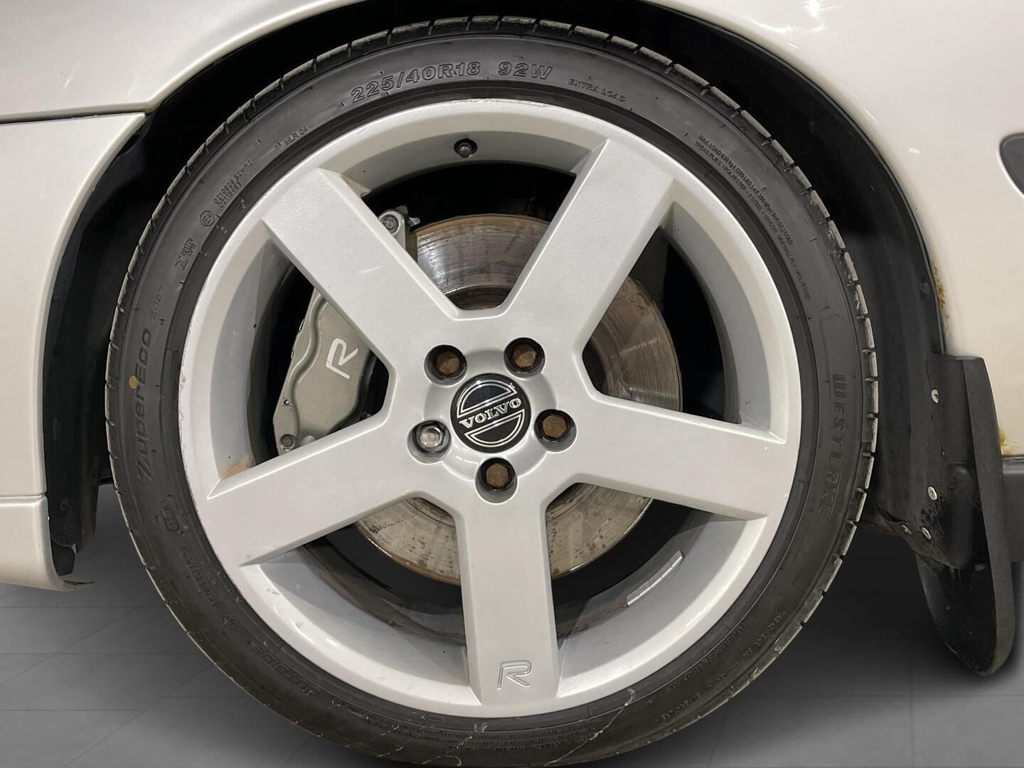 VOLVO S60 2004