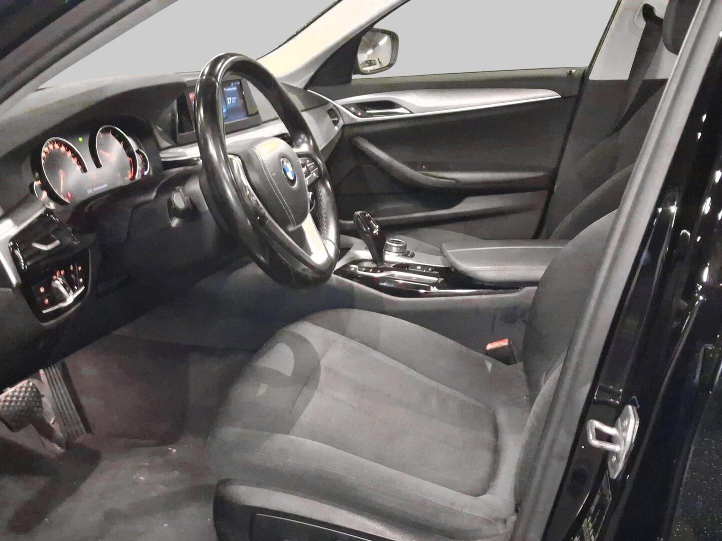 BMW 520 2017