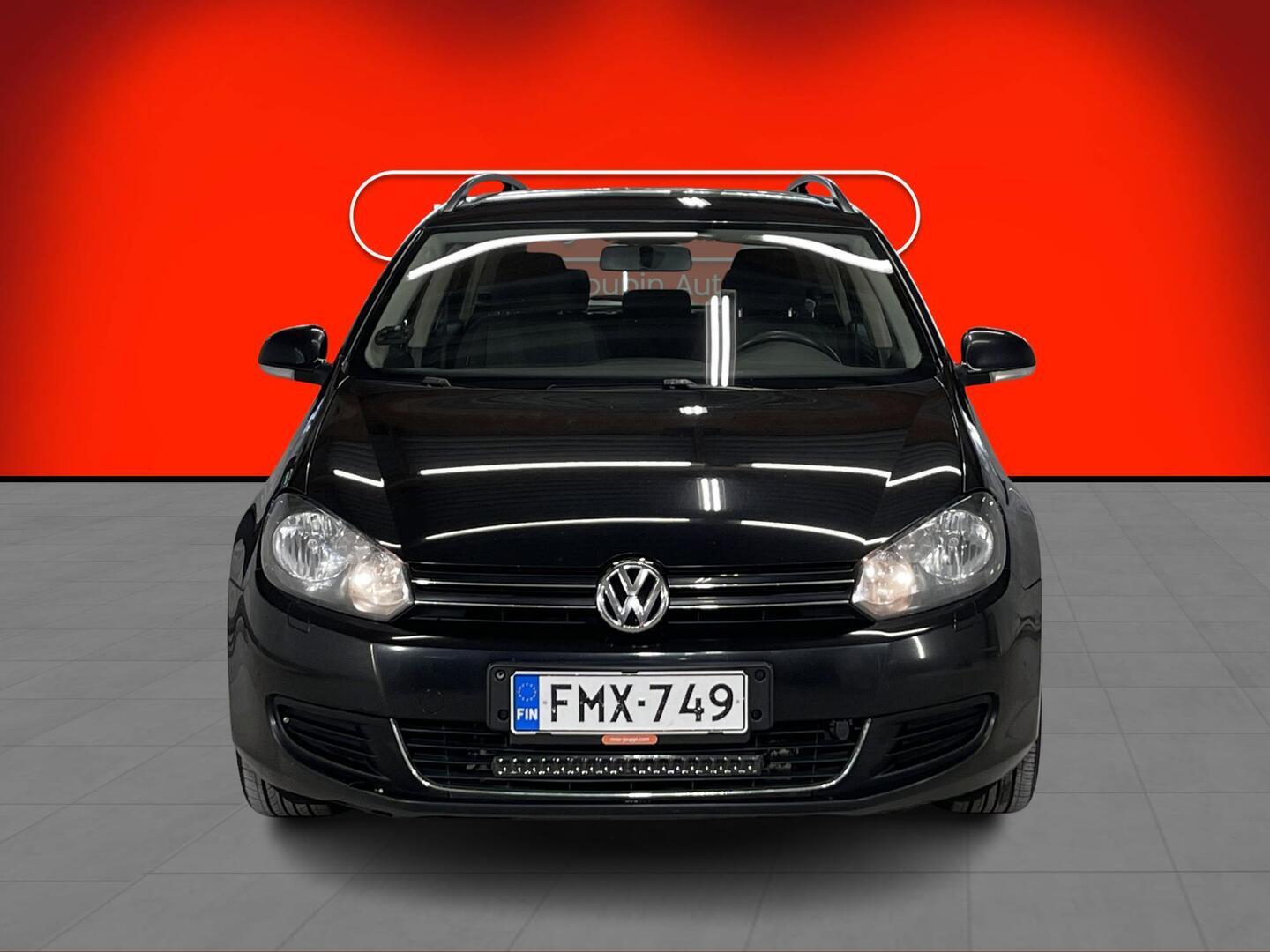 VOLKSWAGEN GOLF 2011