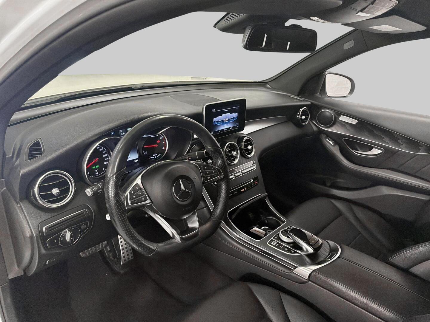 MERCEDES-BENZ GLC 2017