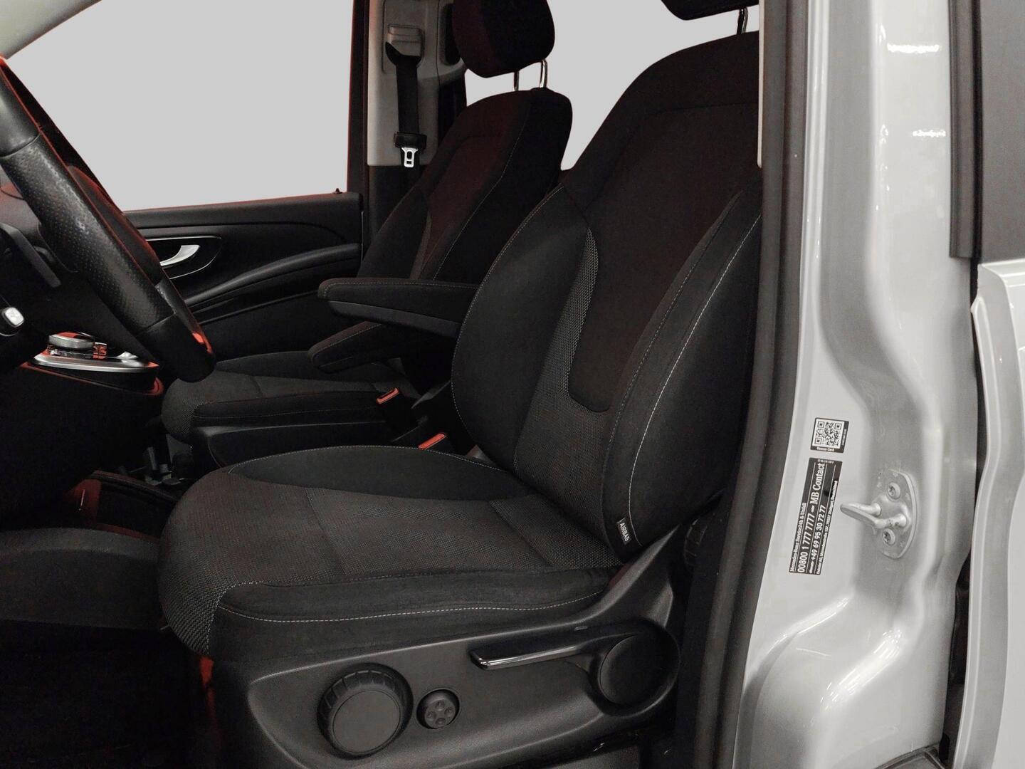 MERCEDES-BENZ V 2016