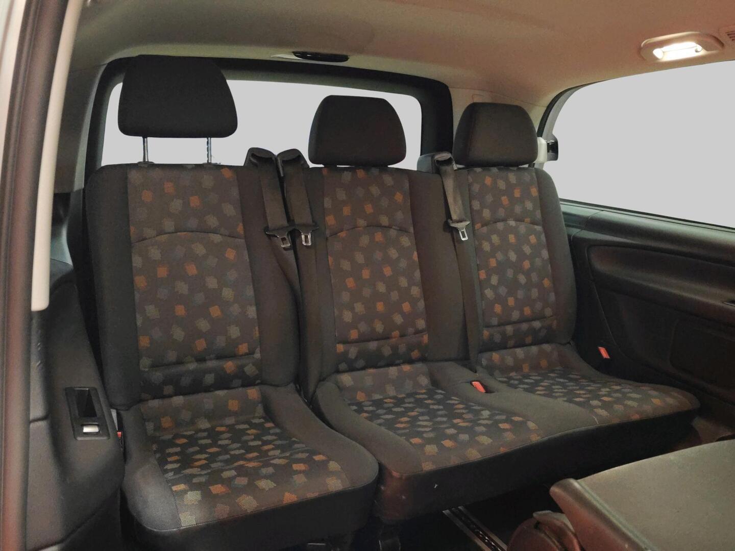 MERCEDES-BENZ V 2016