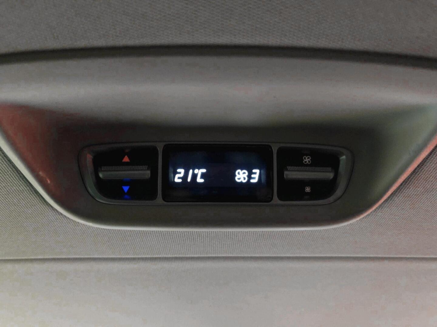 MERCEDES-BENZ V 2016