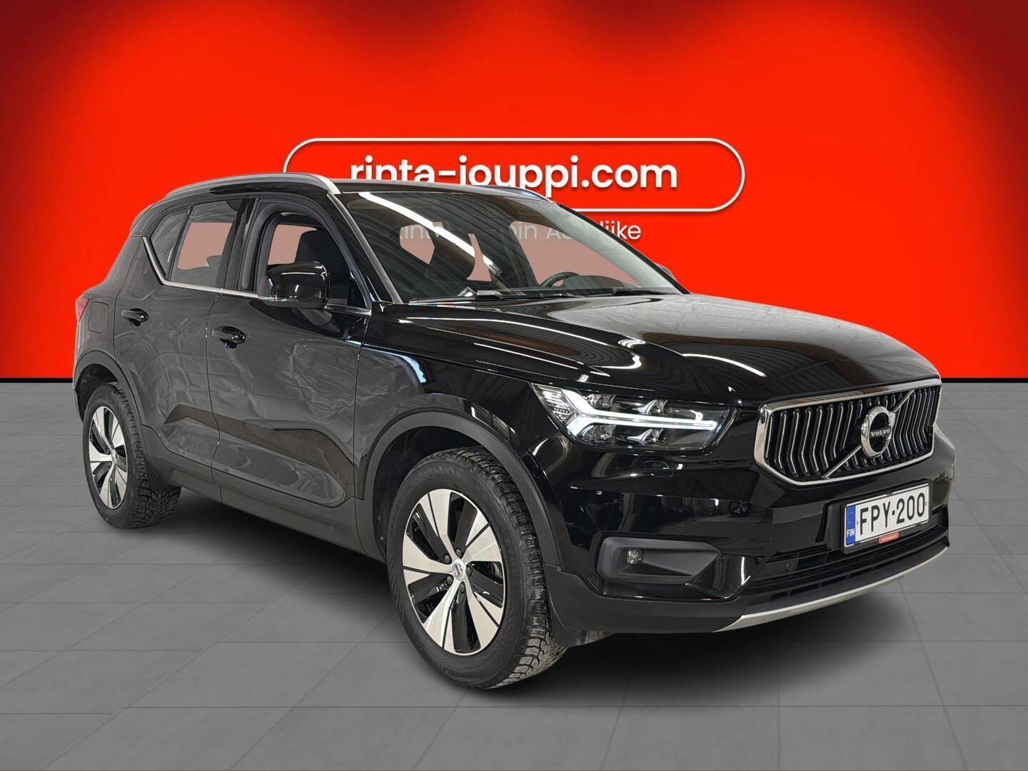 VOLVO XC40 2021