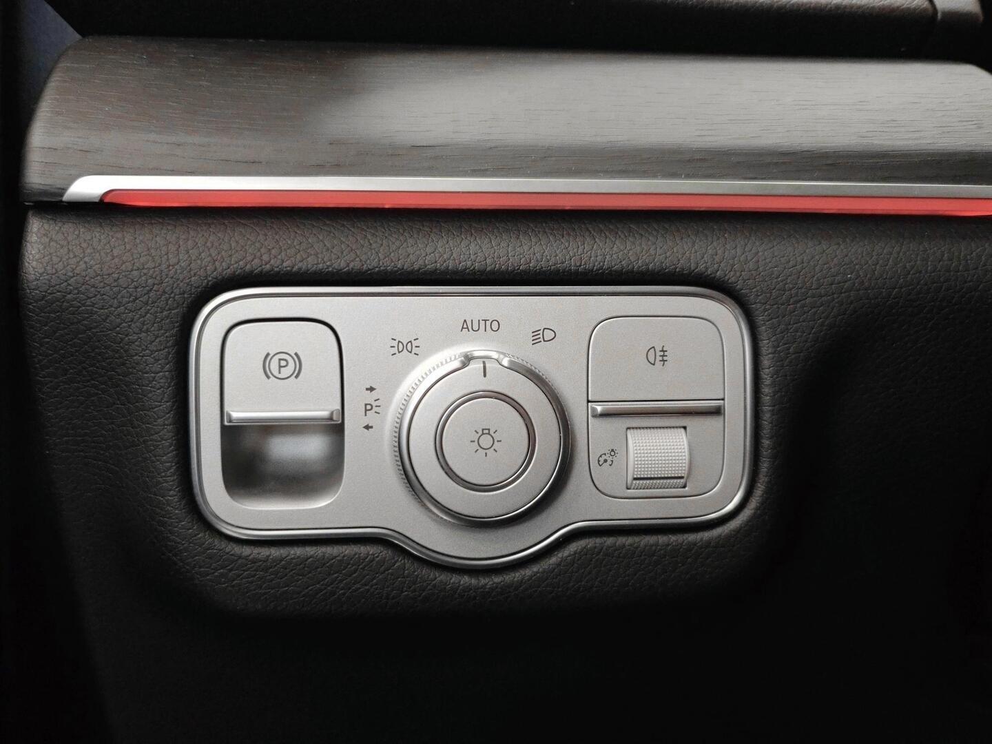 MERCEDES-BENZ GLE 2021