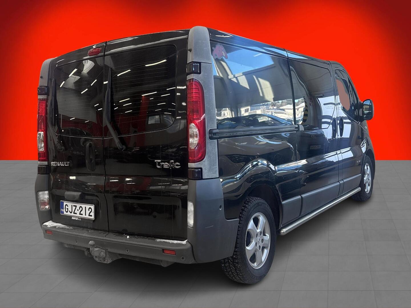 RENAULT Trafic 2011
