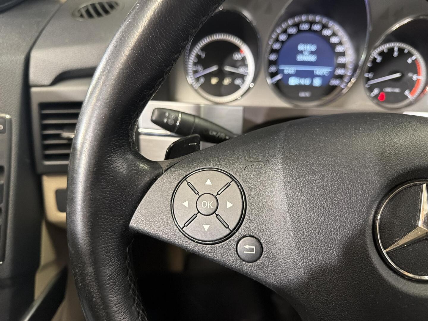 MERCEDES-BENZ GLK 2009