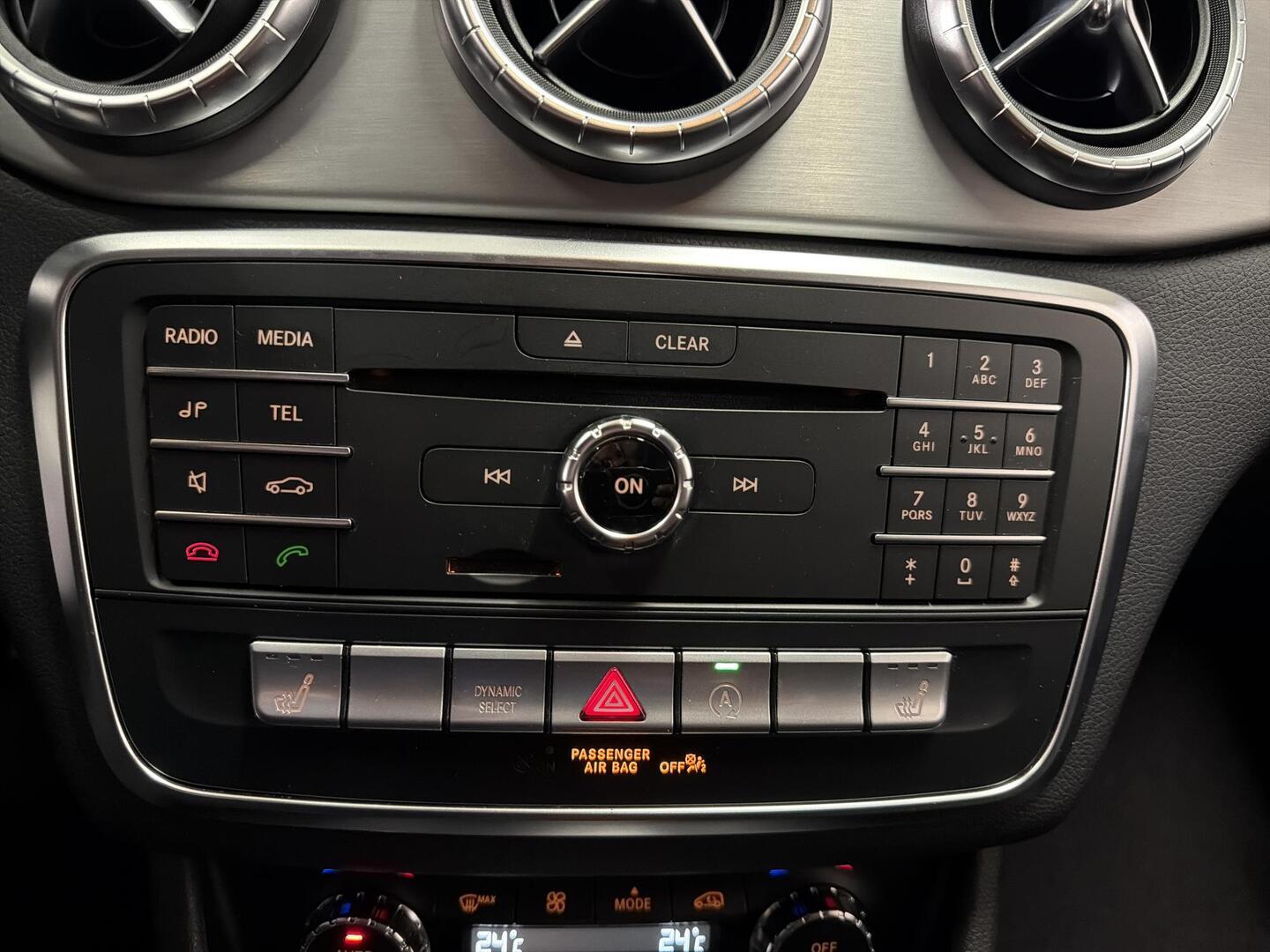 MERCEDES-BENZ CLA 2017