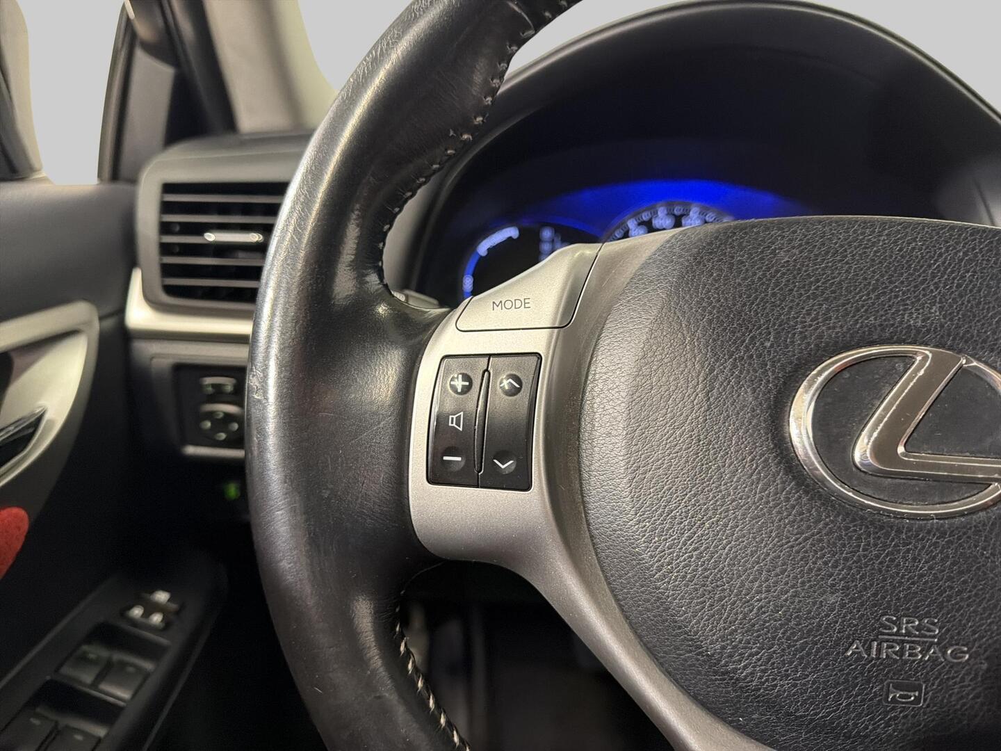 LEXUS CT 2011