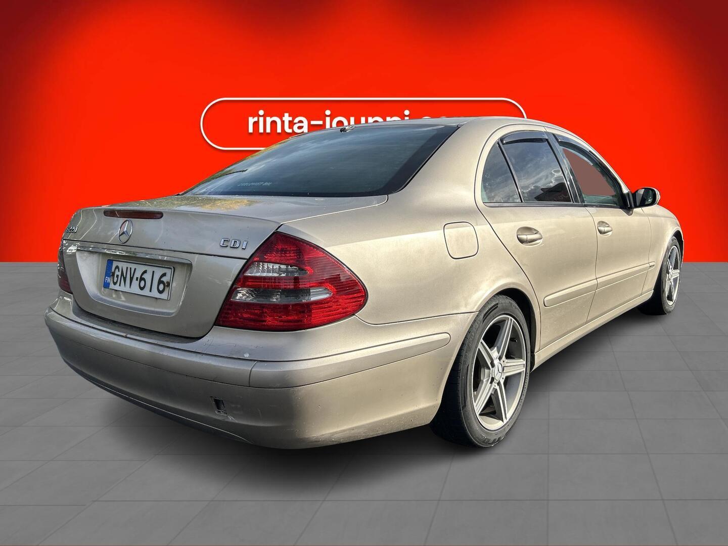 MERCEDES-BENZ E 2002