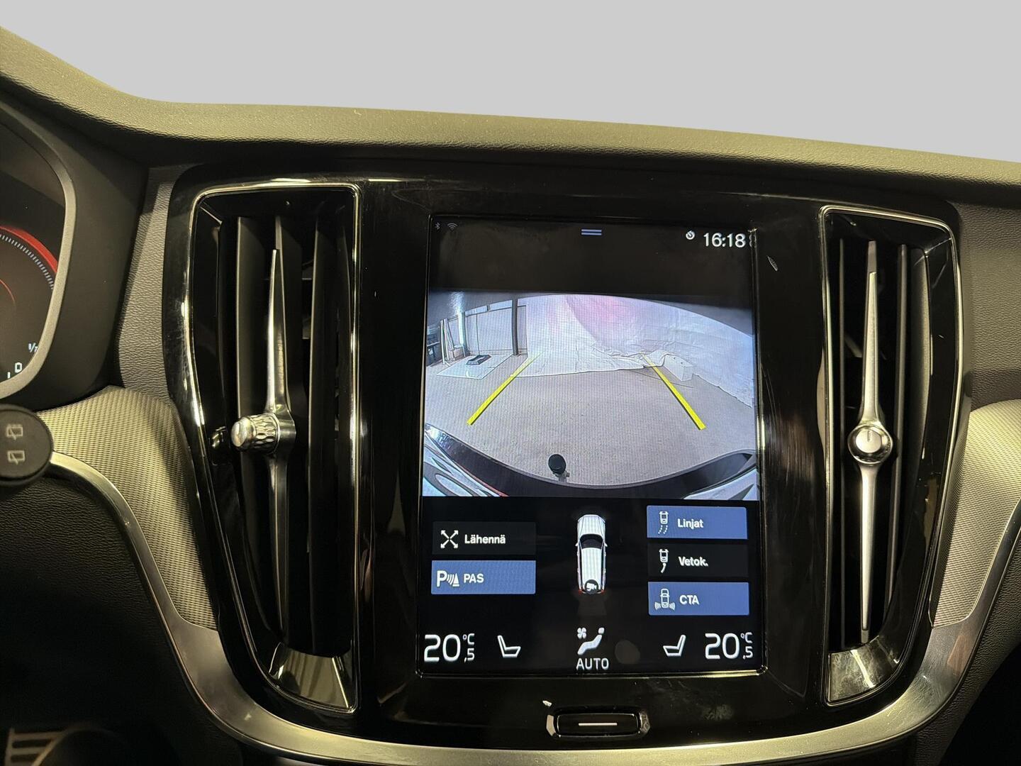 VOLVO V60 2019