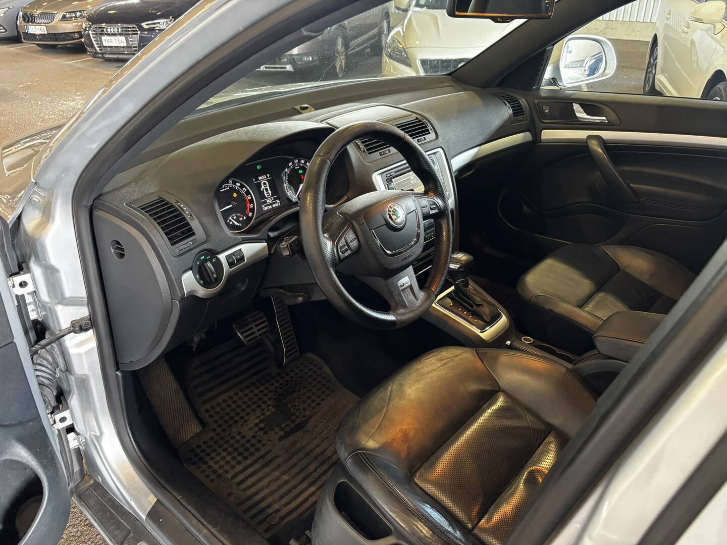 SKODA Octavia 2011