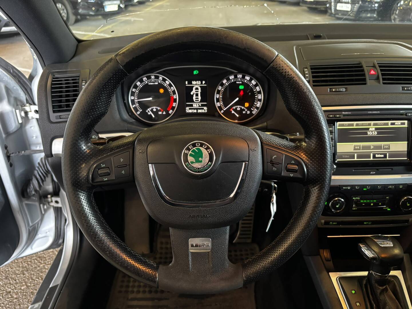 SKODA Octavia 2011