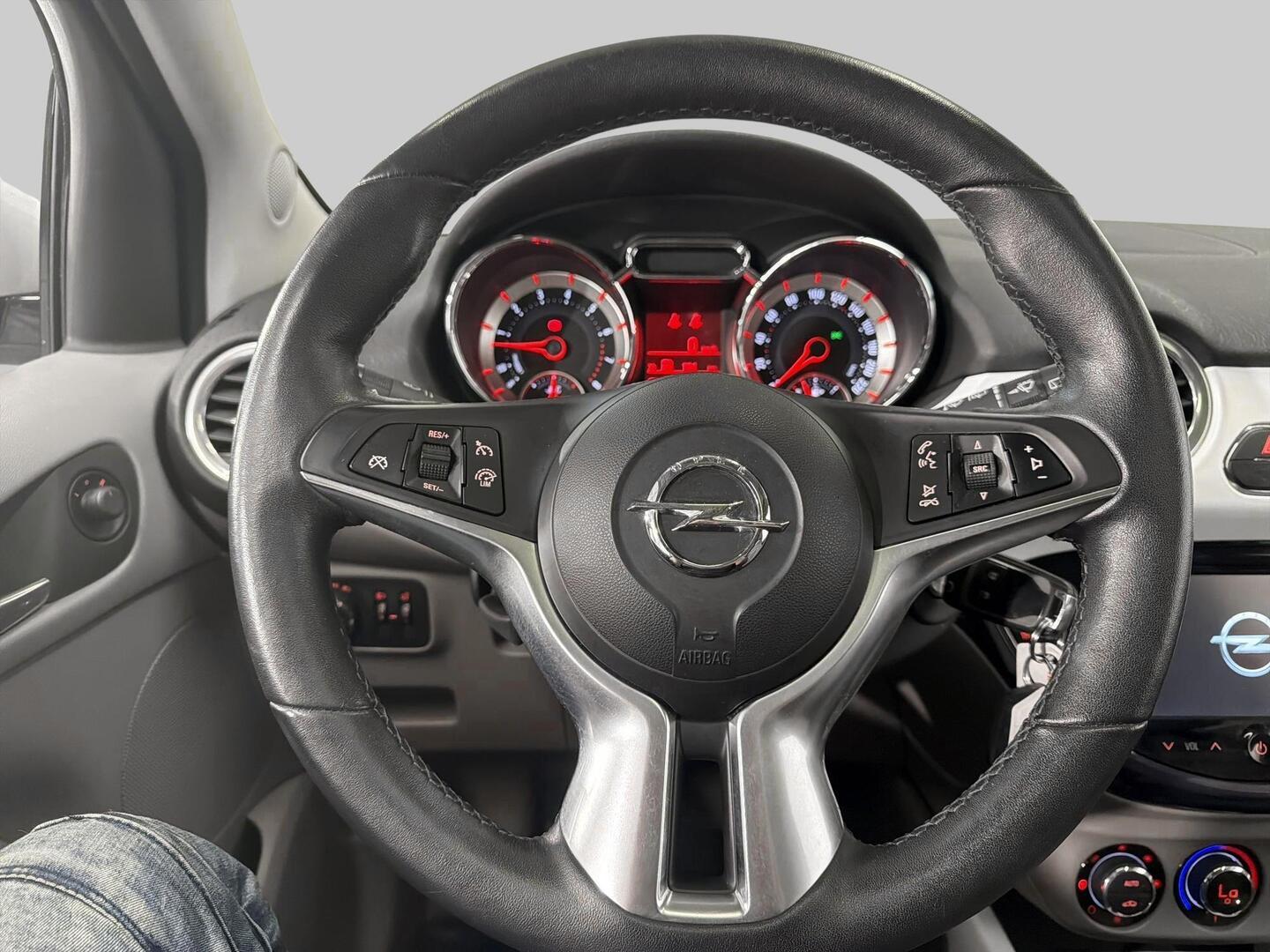 OPEL Adam 2013