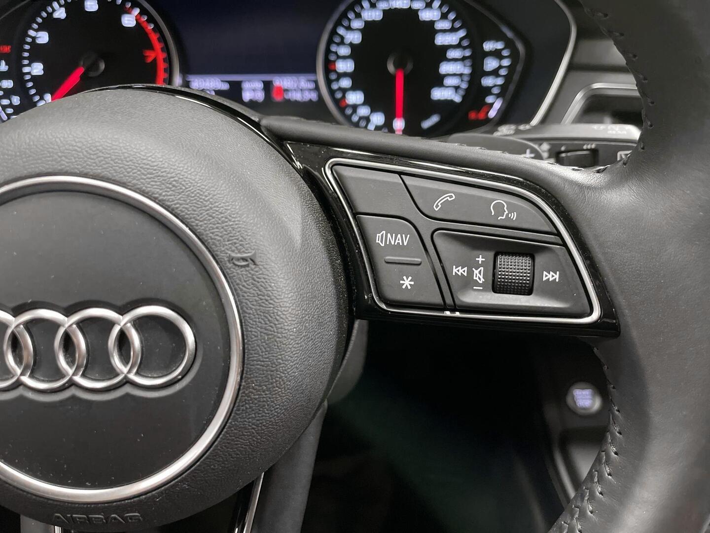 AUDI A4 2018