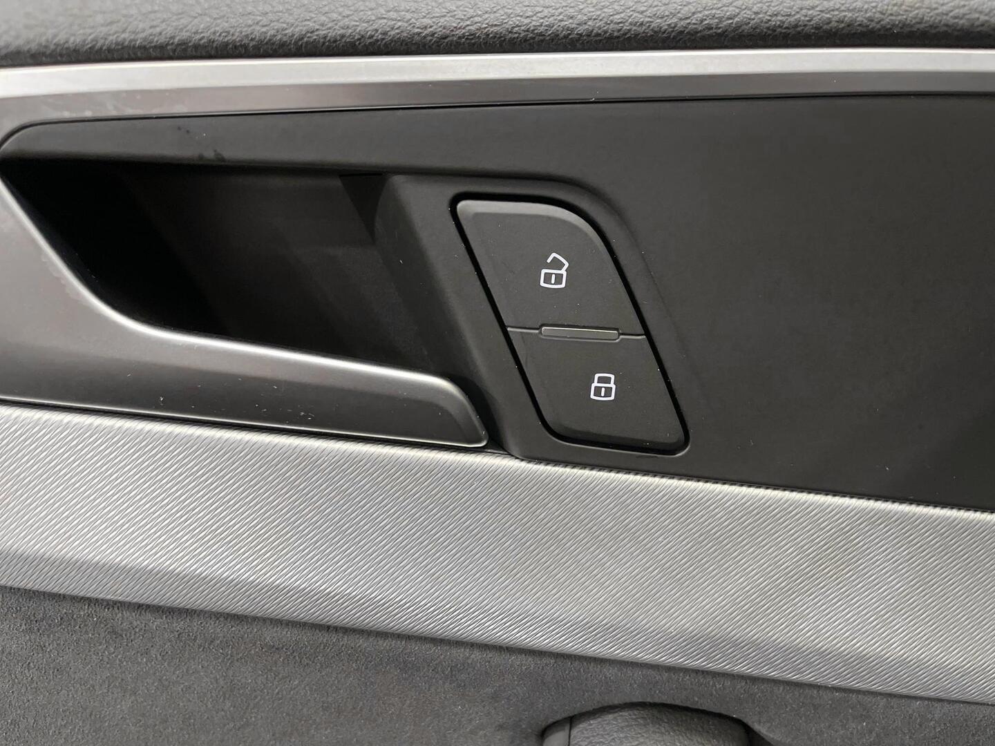 AUDI A4 2018