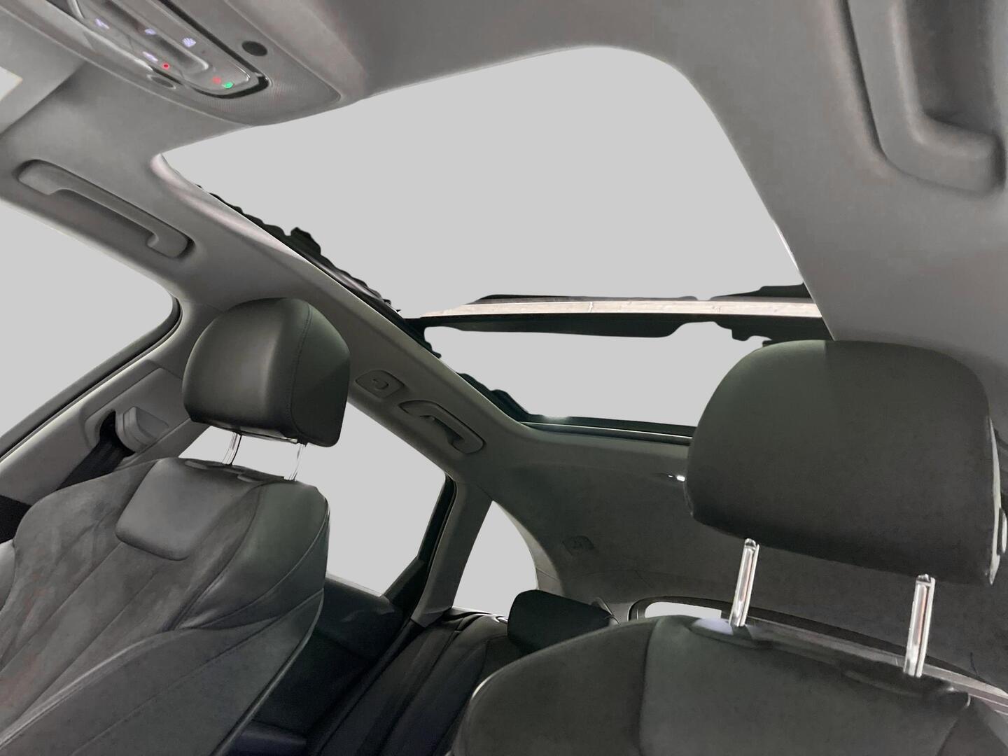 AUDI A4 2018