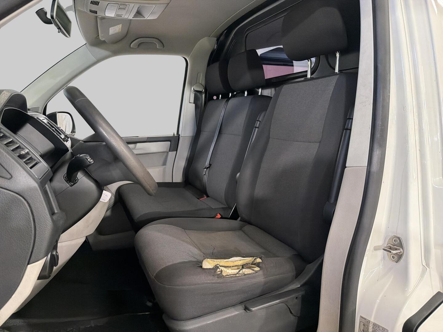 VOLKSWAGEN Transporter 2018