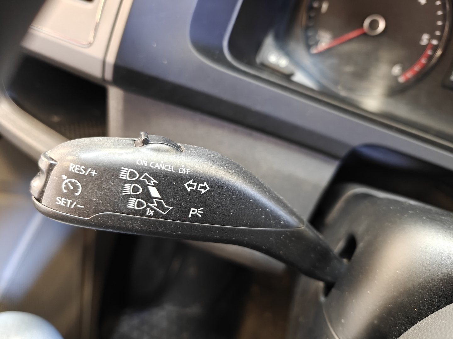 VOLKSWAGEN Transporter 2018