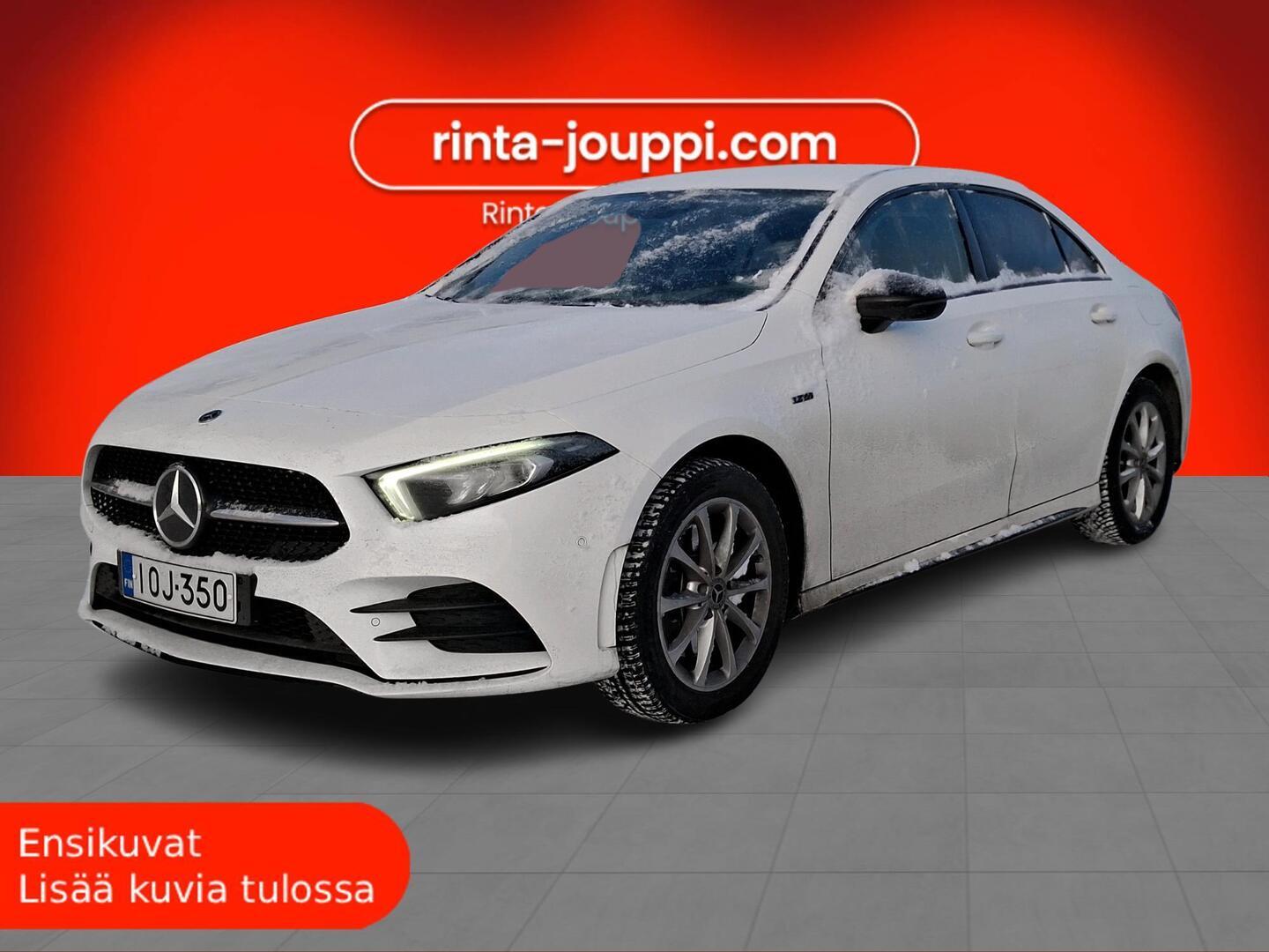 MERCEDES-BENZ A 2020