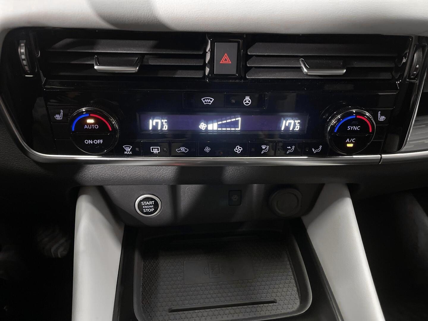 NISSAN Qashqai 2022
