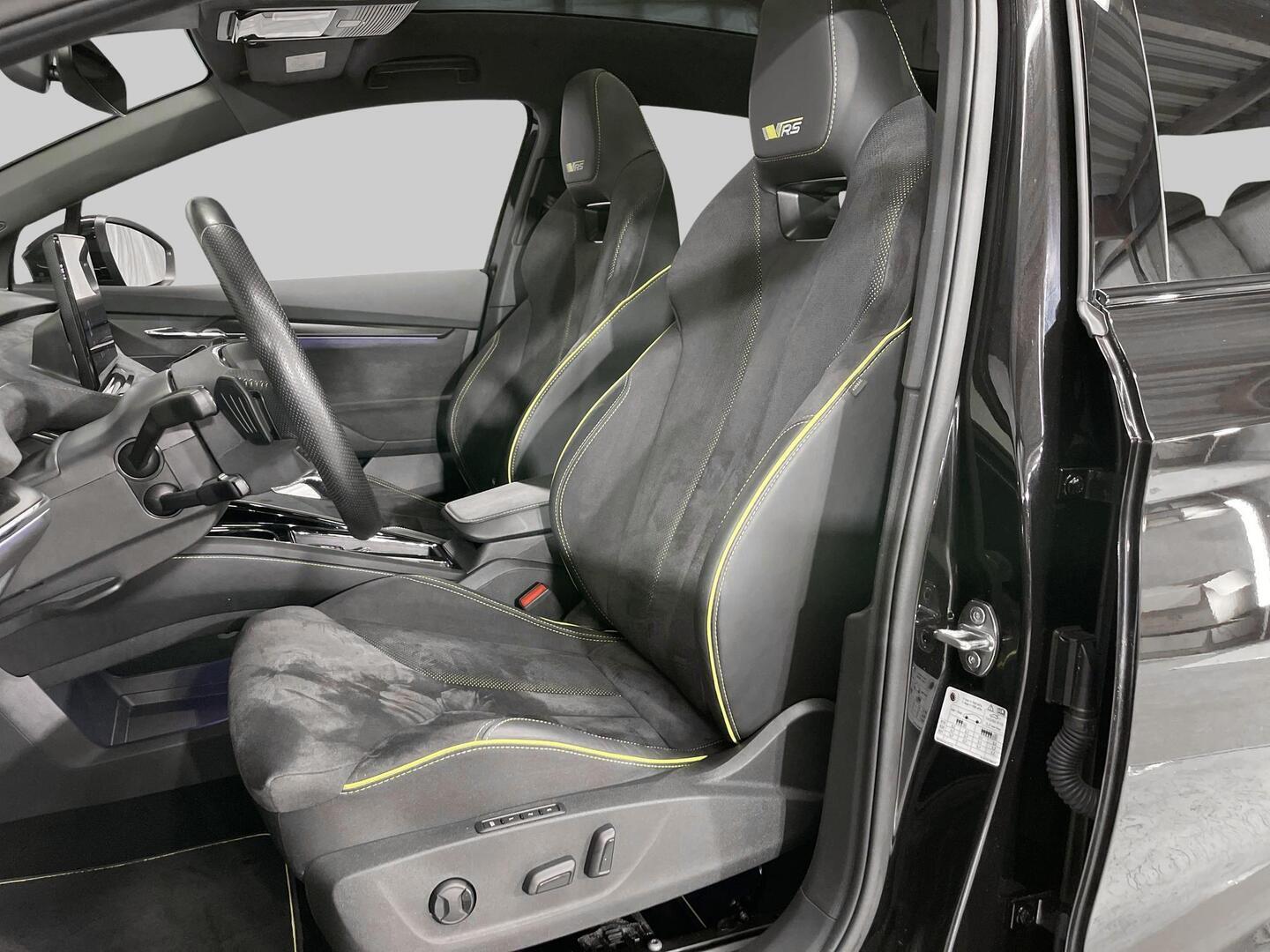 SKODA Enyaq 2023