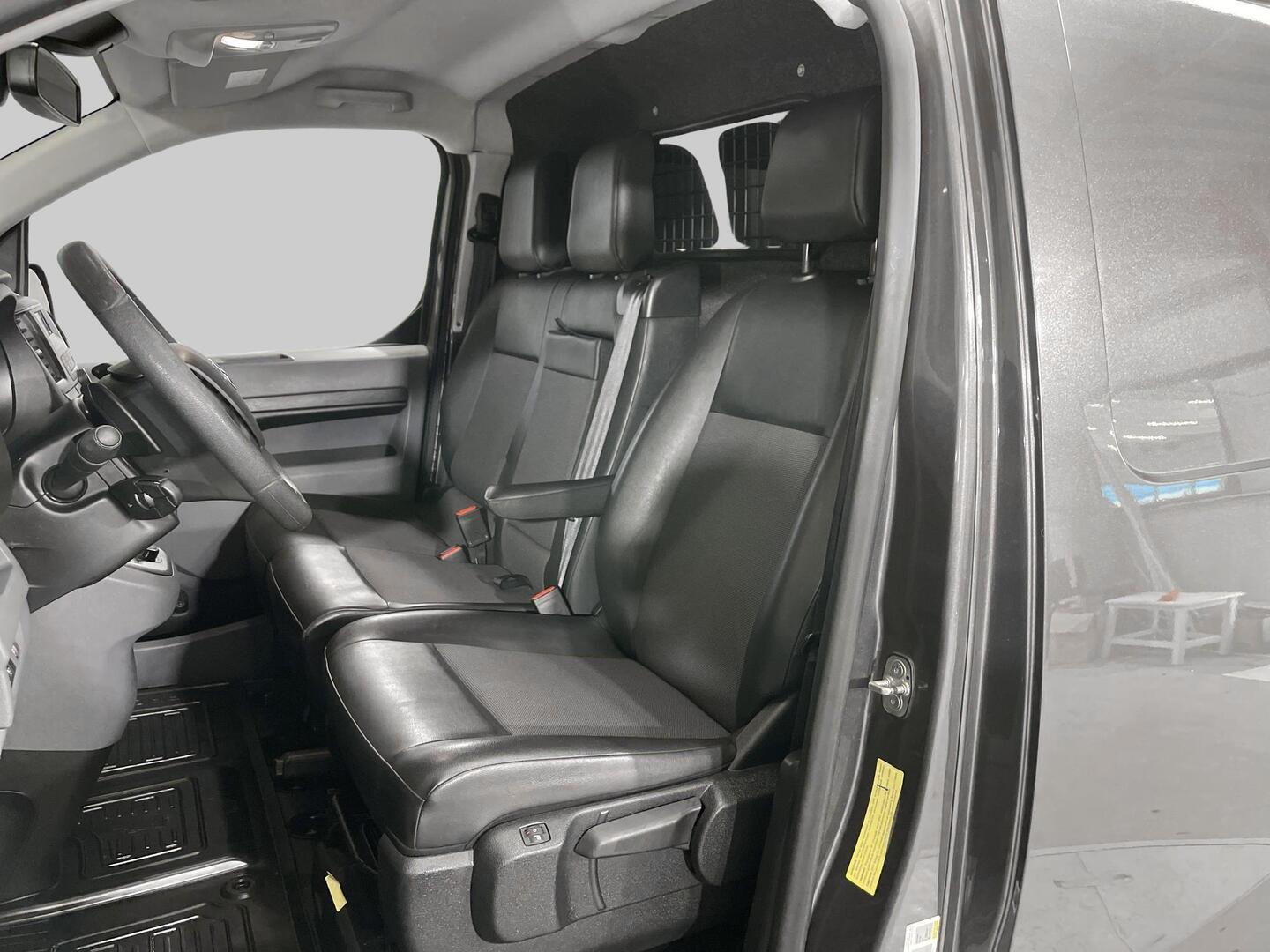 TOYOTA Proace 2020