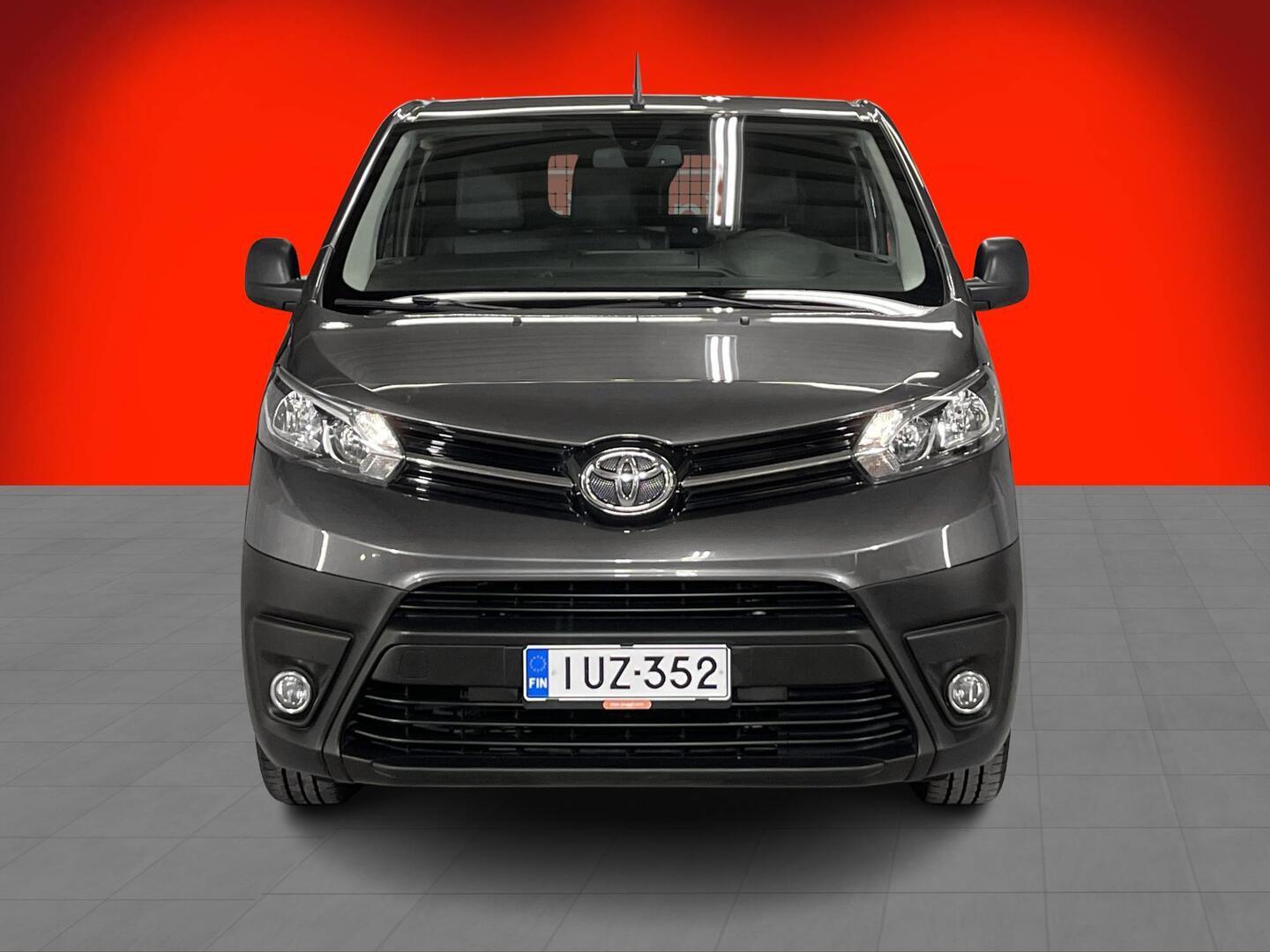 TOYOTA Proace 2020