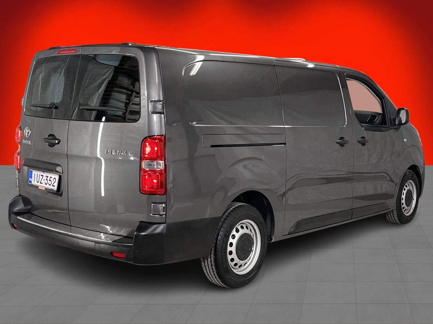 TOYOTA Proace 2020