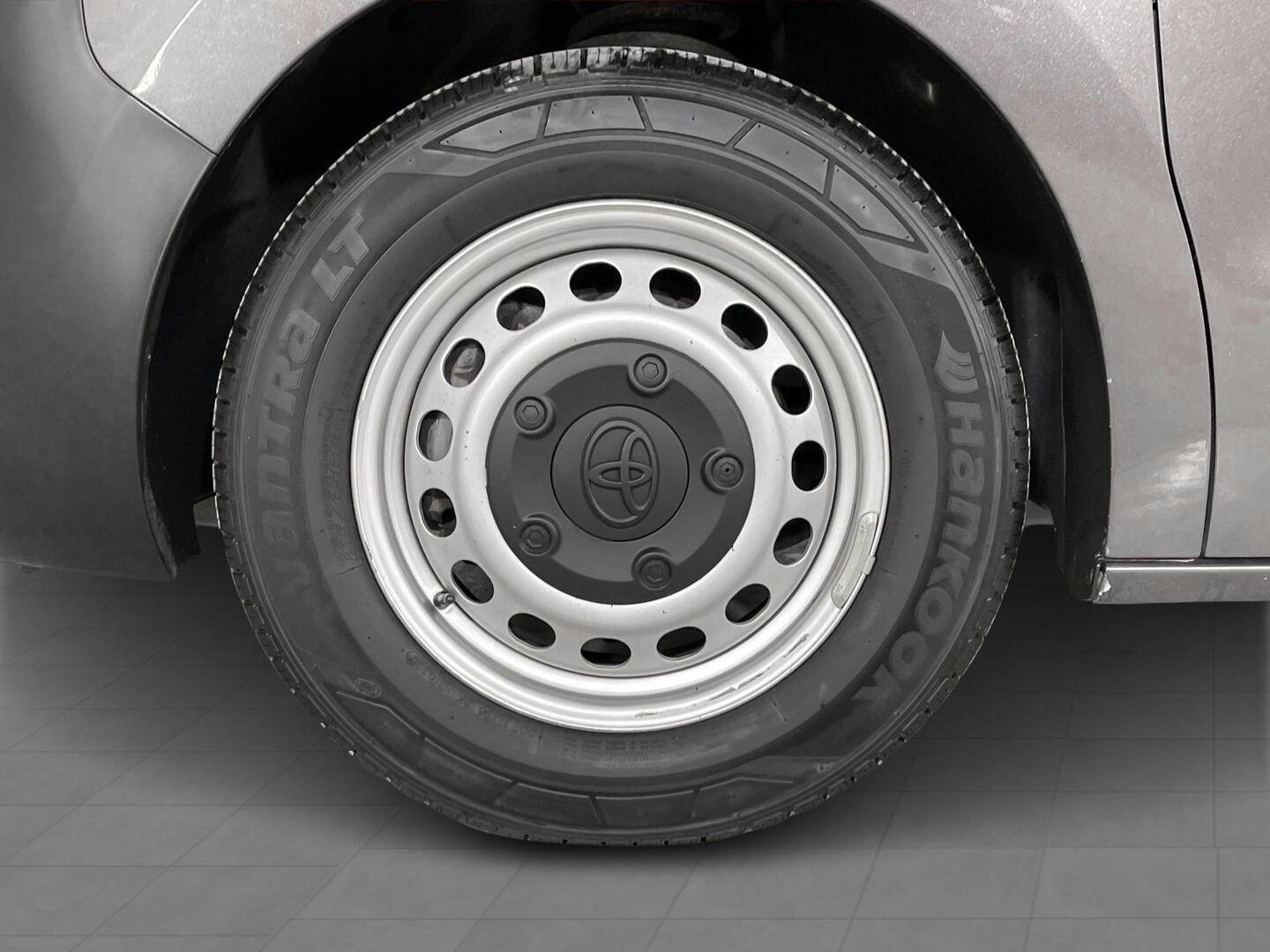 TOYOTA Proace 2020