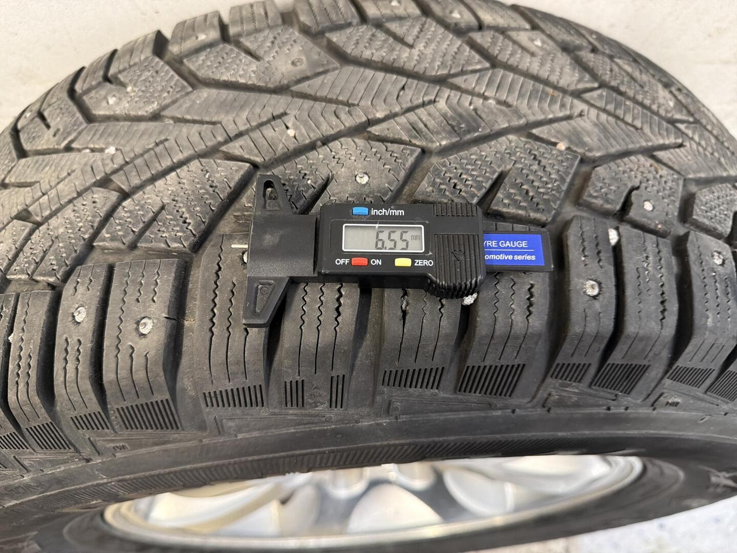 TOYOTA Land Cruiser 2003