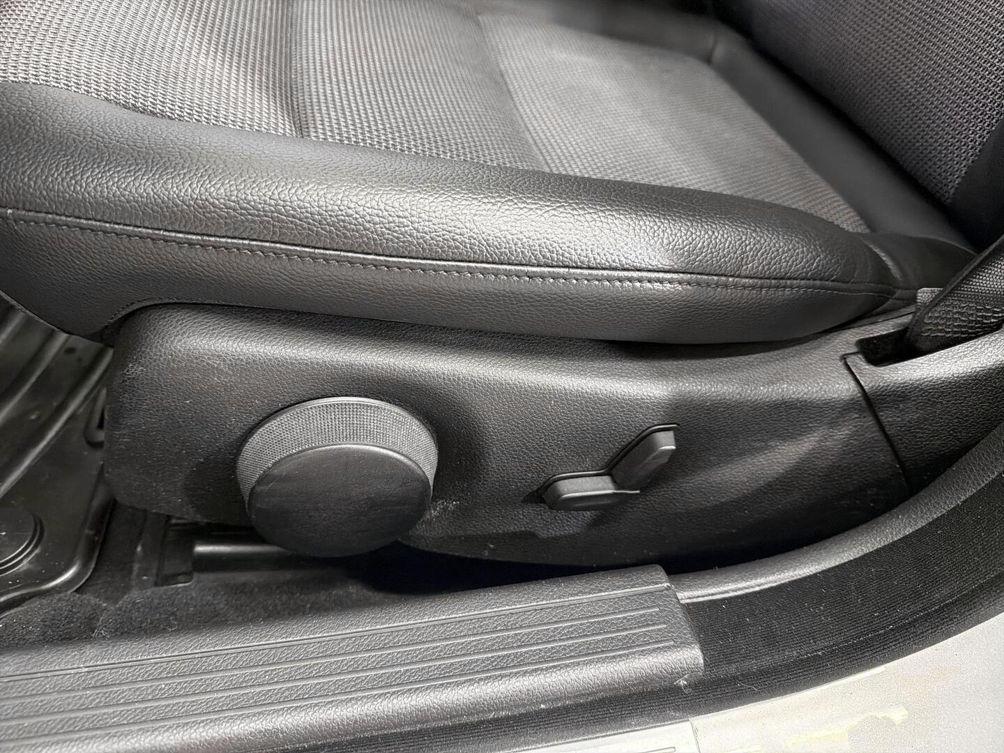 MERCEDES-BENZ C 2011