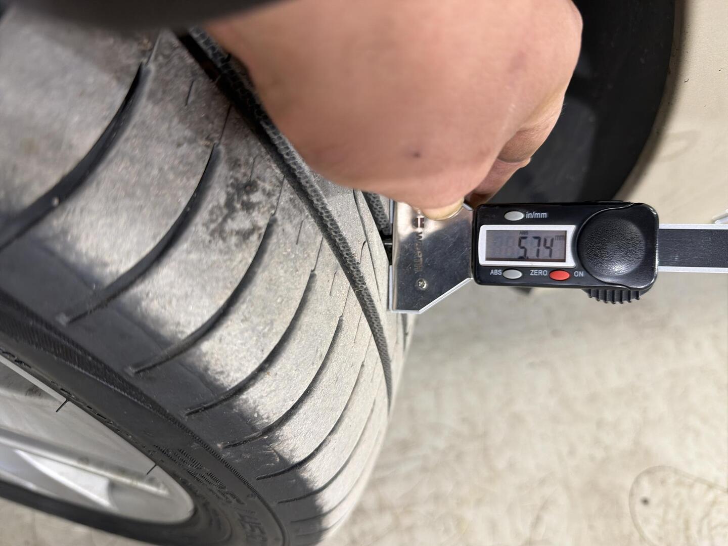 MERCEDES-BENZ C 2011