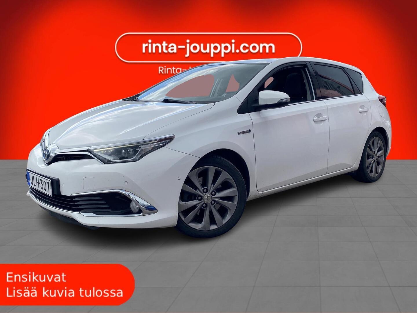TOYOTA Auris 2016