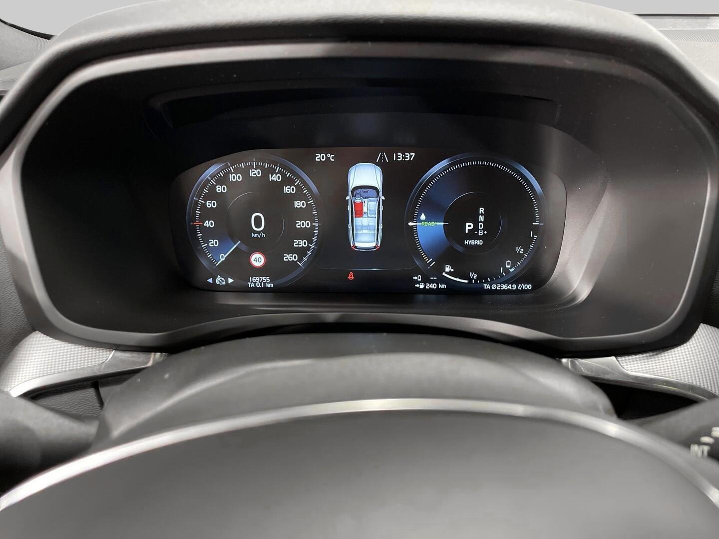 VOLVO V60 2020
