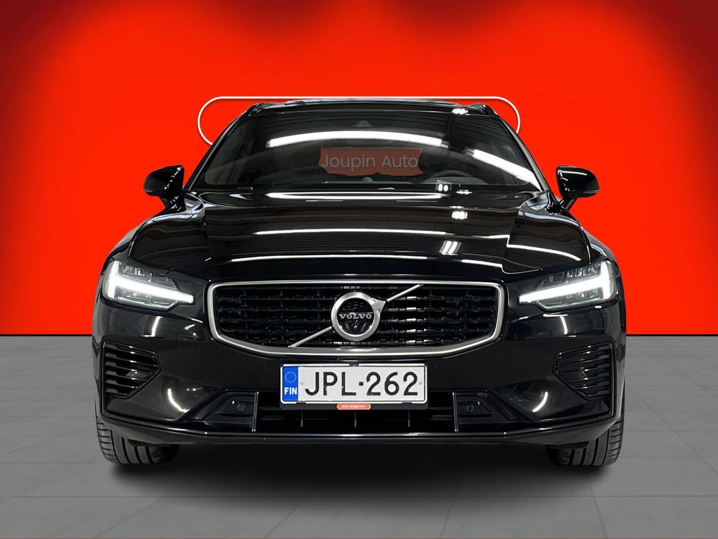 VOLVO V60 2020