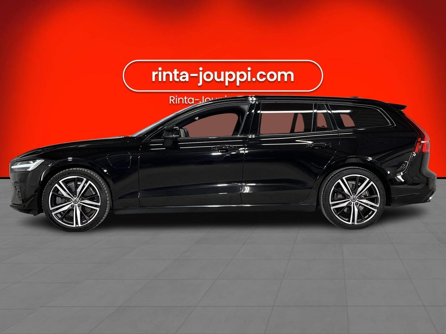 VOLVO V60 2020