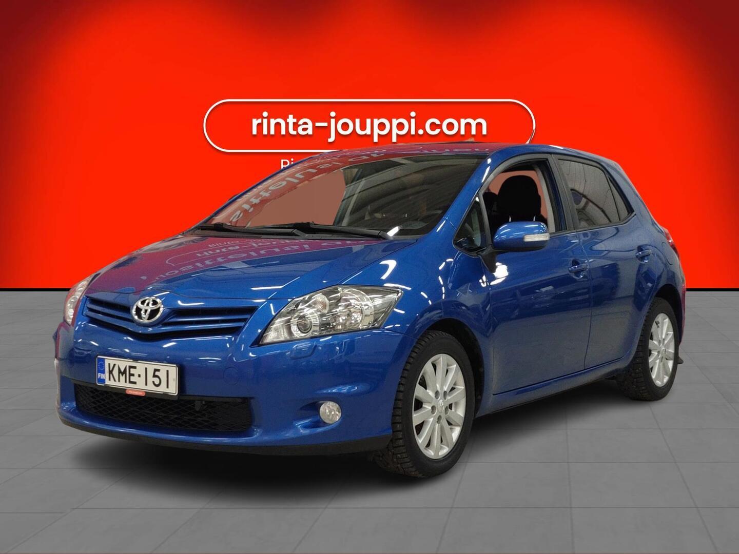 TOYOTA Auris 2012
