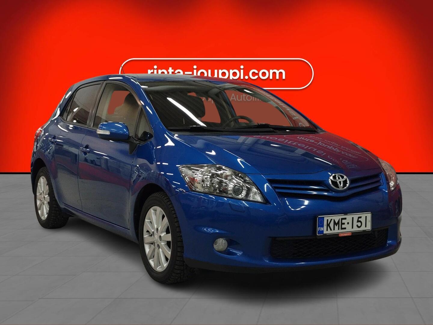 TOYOTA Auris 2012