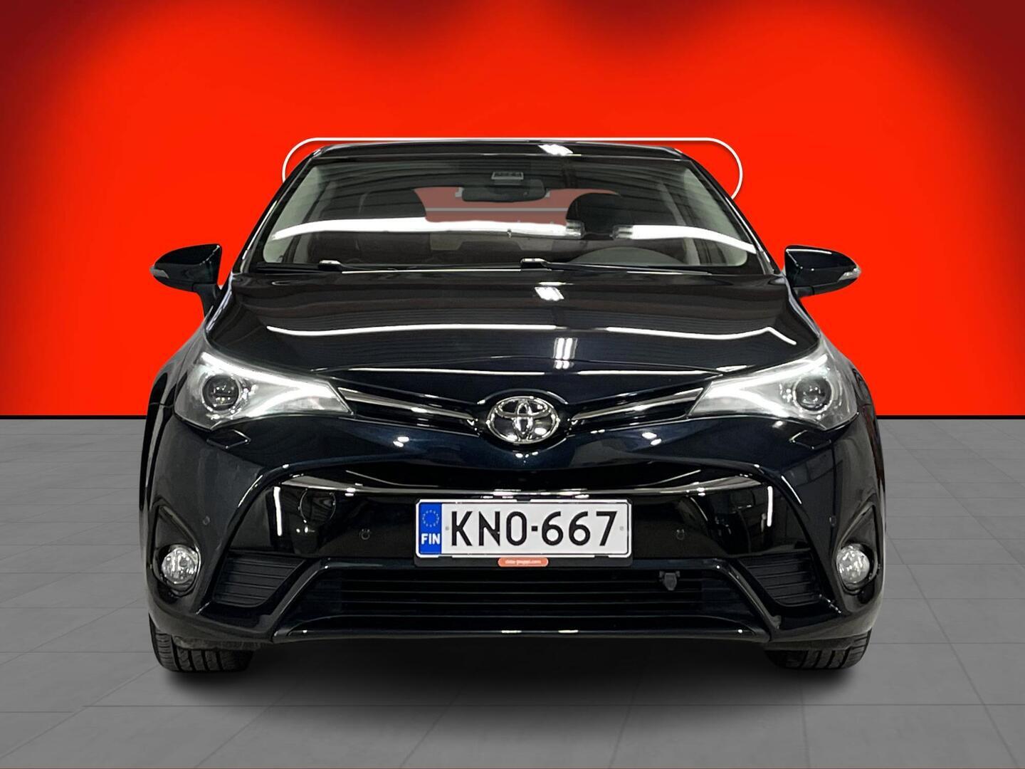 TOYOTA Avensis 2016