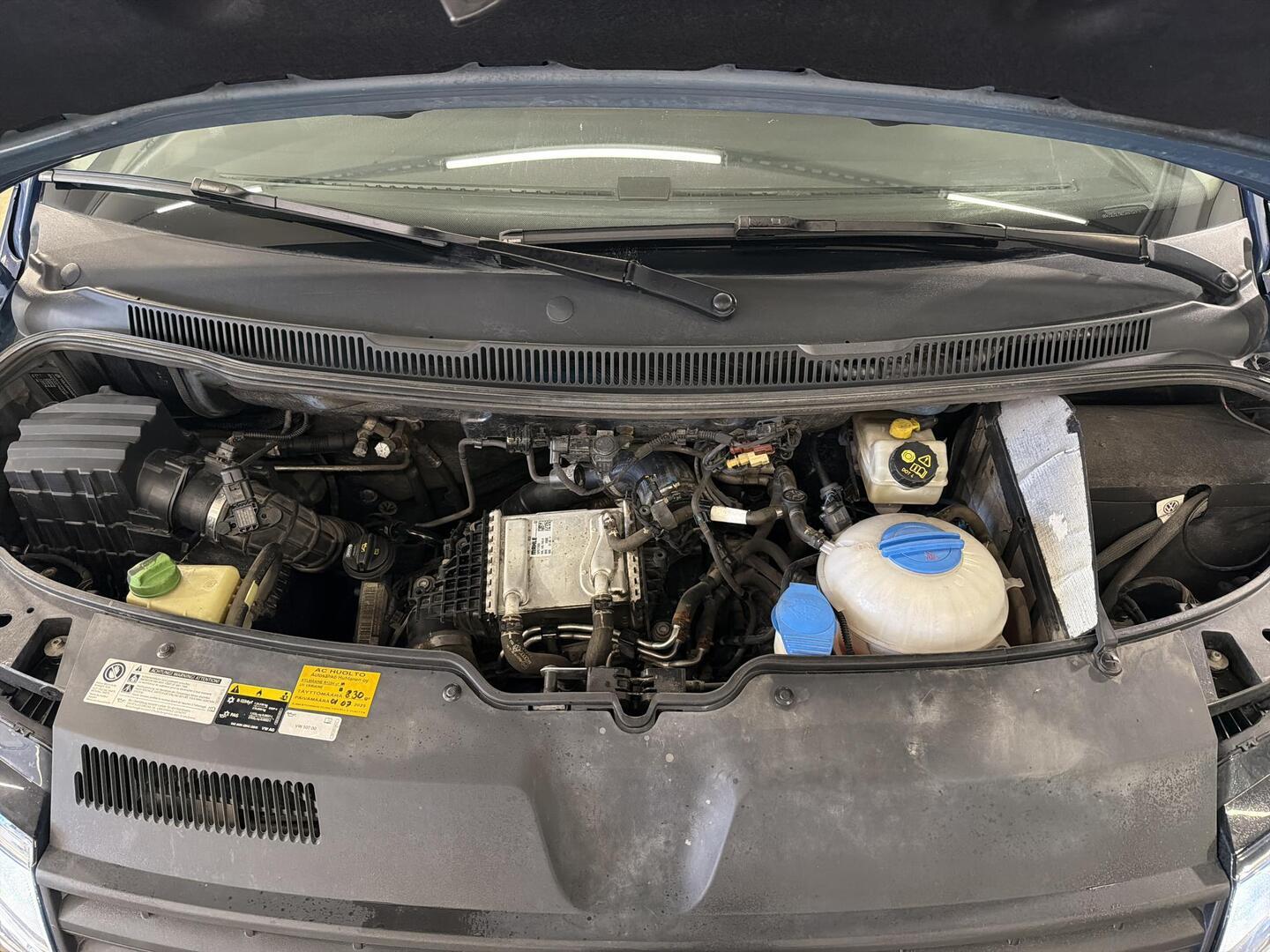 VOLKSWAGEN Caravelle 2017