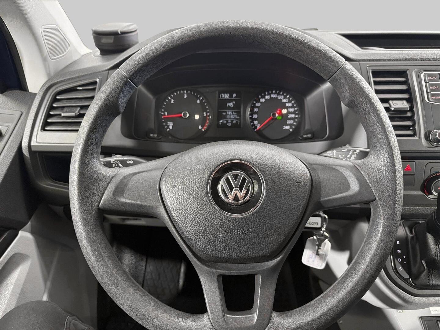 VOLKSWAGEN Caravelle 2017